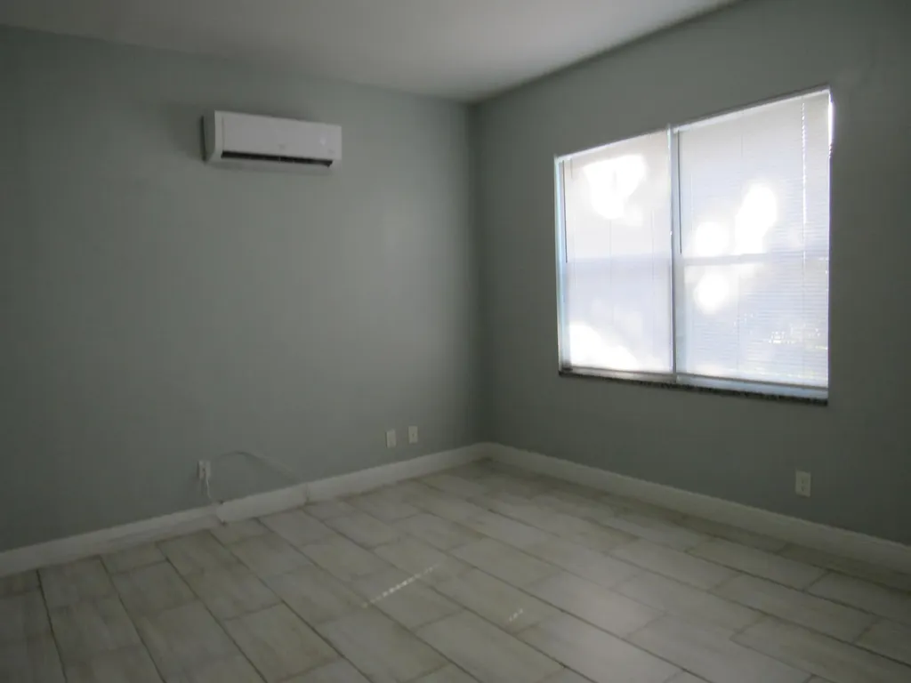 4283 Cocoanut Road West Palm Beach FL 33406