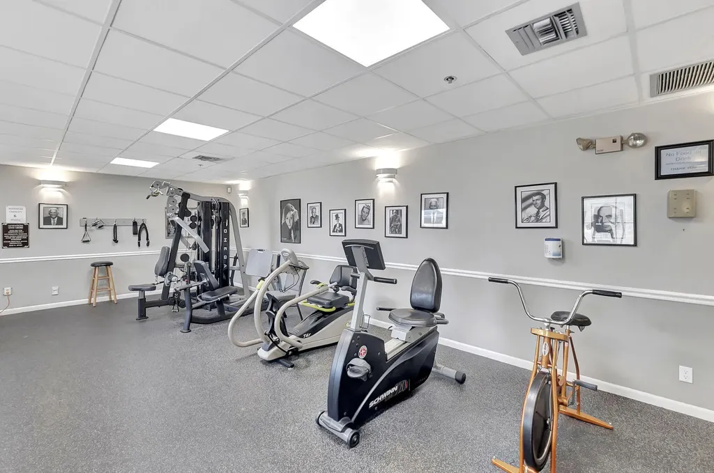 9095 Flynn Circle Boca Raton FL 33496
