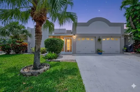 9095 Flynn Circle Boca Raton FL 33496