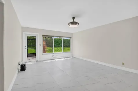 9095 Flynn Circle Boca Raton FL 33496