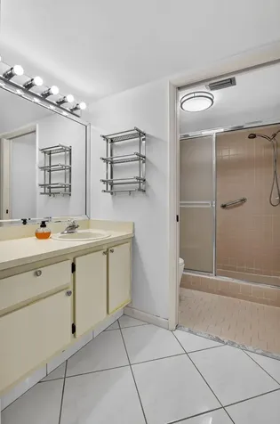 9095 Flynn Circle Boca Raton FL 33496