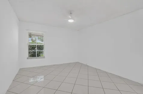 9095 Flynn Circle Boca Raton FL 33496