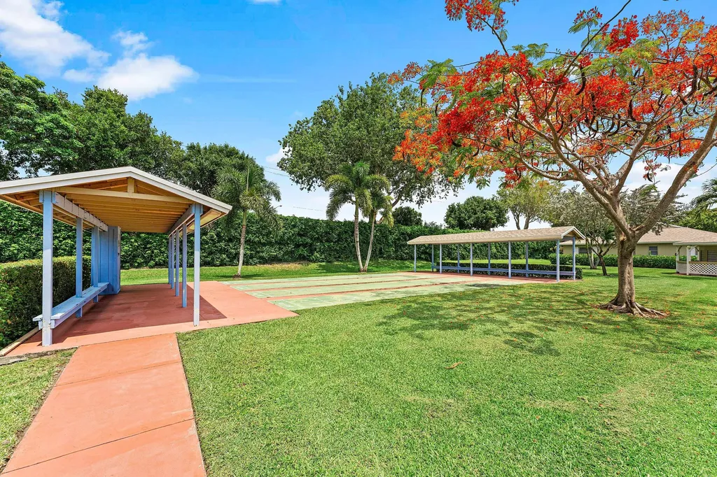18855 Candlewick Drive Boca Raton FL 33496