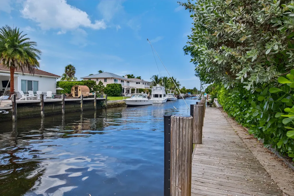 1325 Guava Isle Fort Lauderdale FL 33315