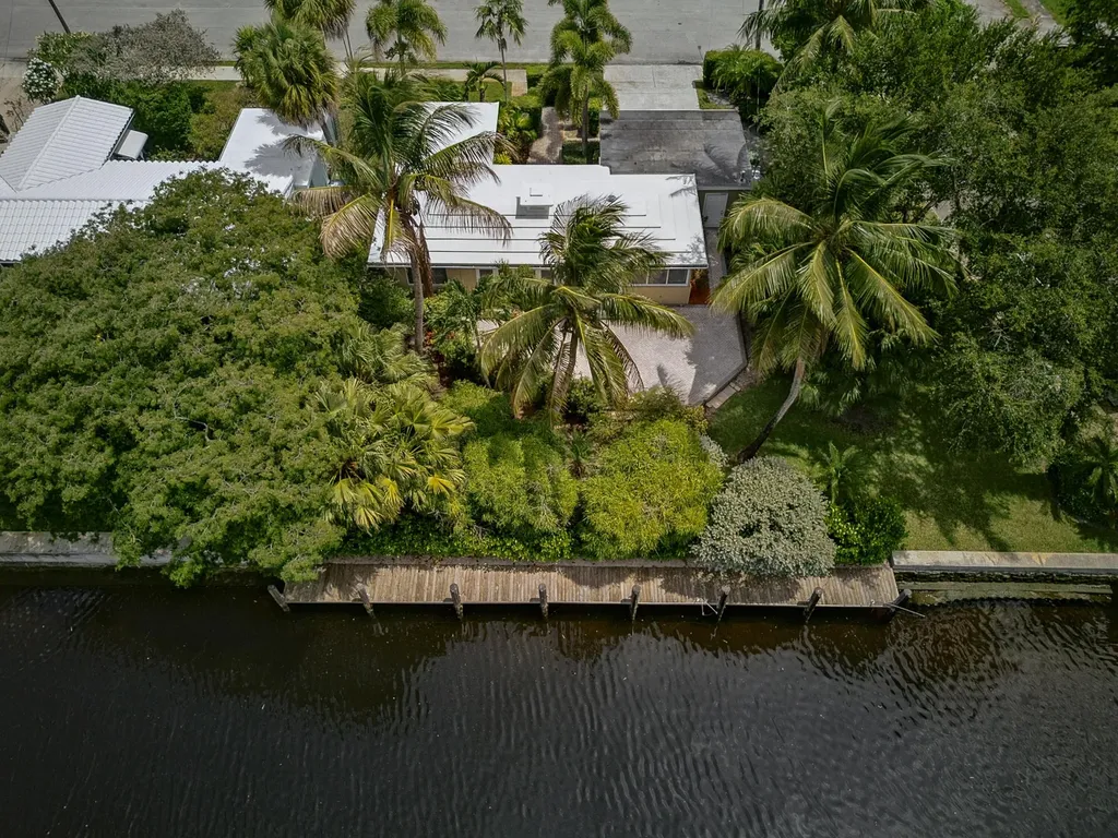 1325 Guava Isle Fort Lauderdale FL 33315