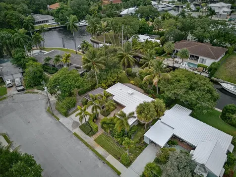 1325 Guava Isle Fort Lauderdale FL 33315