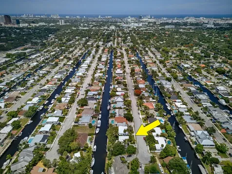 1325 Guava Isle Fort Lauderdale FL 33315