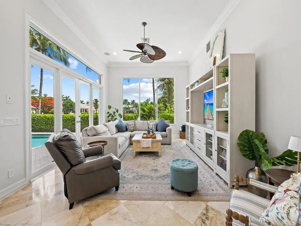 10787 Blue Palm Street Plantation FL 33324