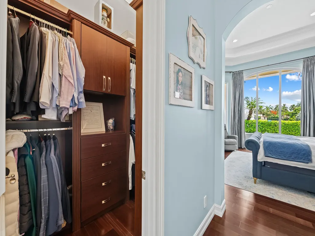 10787 Blue Palm Street Plantation FL 33324