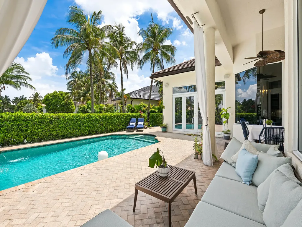 10787 Blue Palm Street Plantation FL 33324