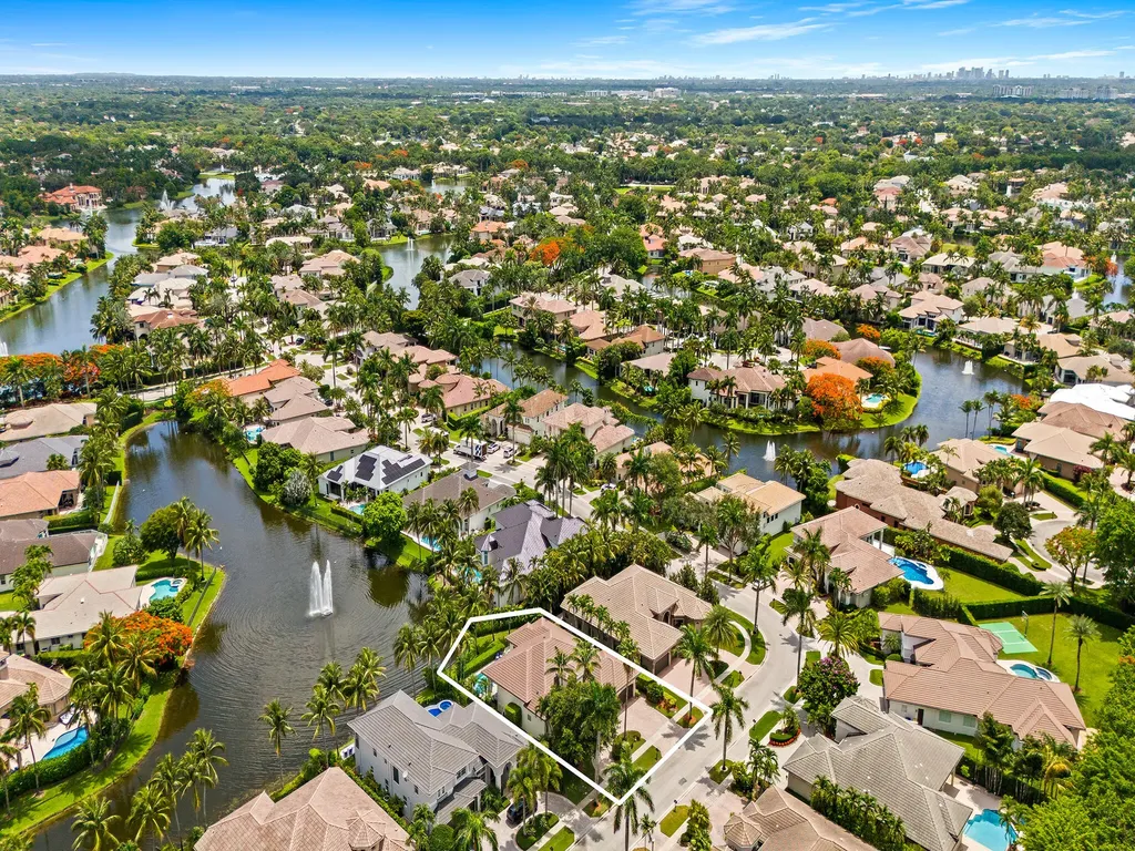 10787 Blue Palm Street Plantation FL 33324