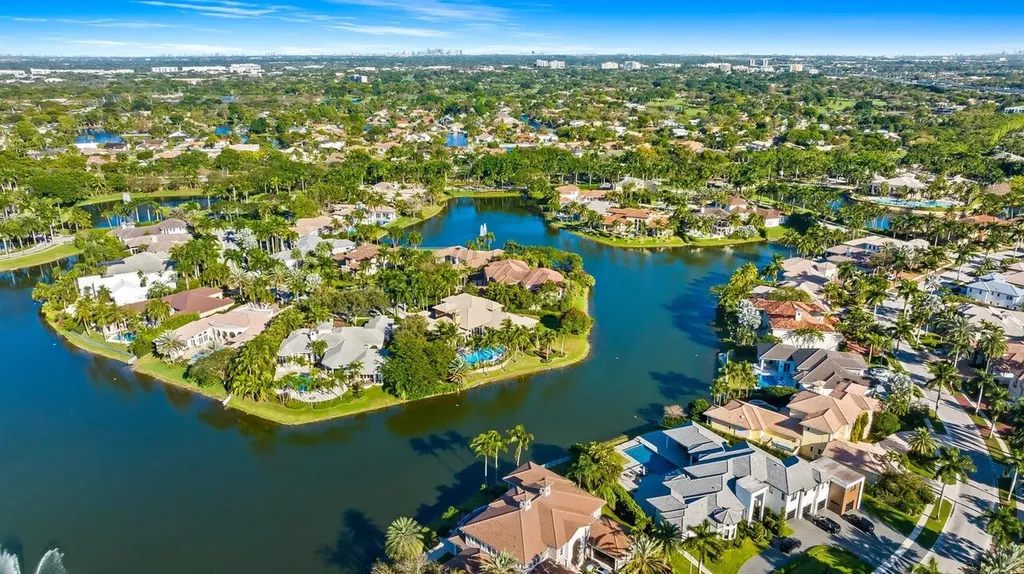10787 Blue Palm Street Plantation FL 33324