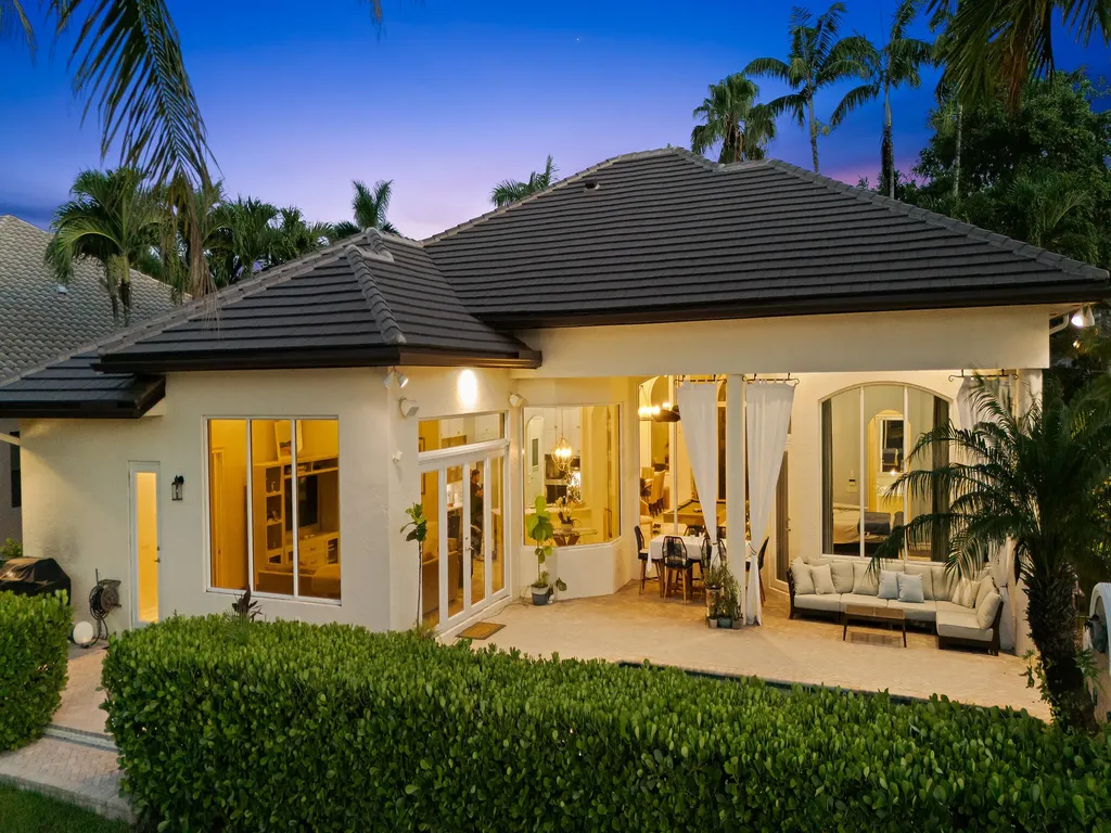 10787 Blue Palm Street Plantation FL 33324
