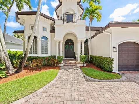 10787 Blue Palm Street Plantation FL 33324