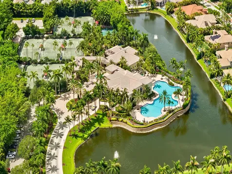 10787 Blue Palm Street Plantation FL 33324