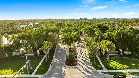10787 Blue Palm Street Plantation FL 33324