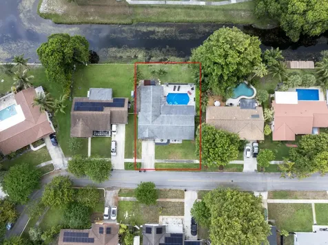 4080 Lake Drive Coconut Creek FL 33066