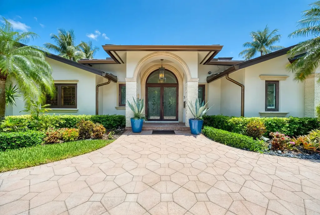 3233 NE 40th Court Fort Lauderdale FL 33308