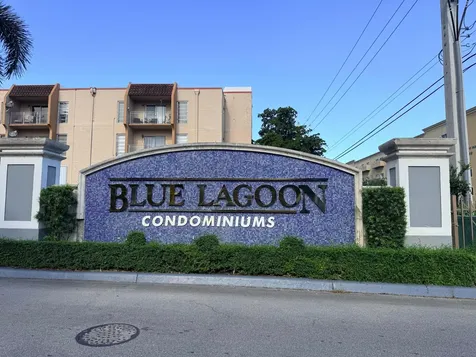 5077 NW 7th Street Miami FL 33126