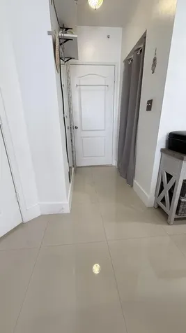 5077 NW 7th Street Miami FL 33126