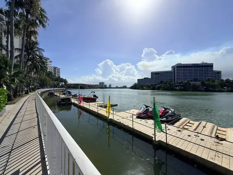 5077 NW 7th Street Miami FL 33126