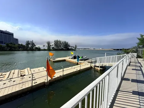 5077 NW 7th Street Miami FL 33126