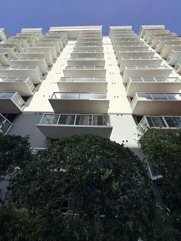 5077 NW 7th Street Miami FL 33126