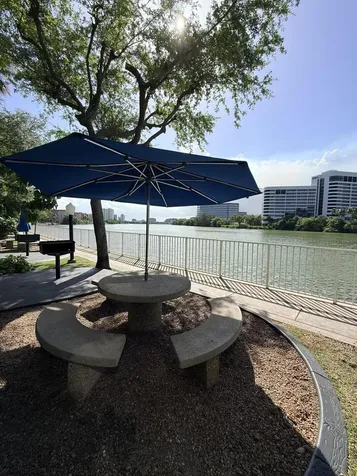 5077 NW 7th Street Miami FL 33126