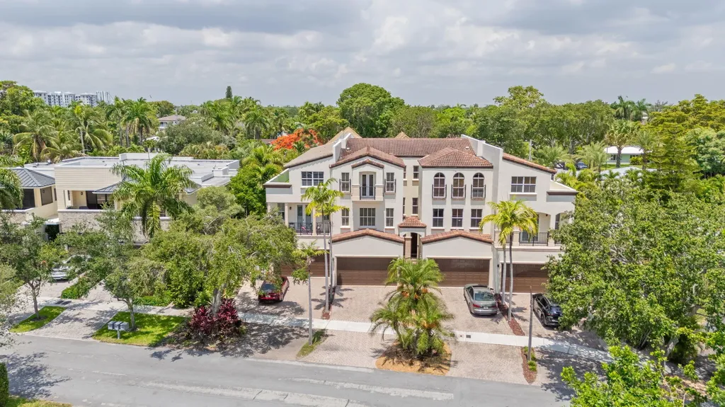 1421 NE 26th Avenue Fort Lauderdale FL 33304