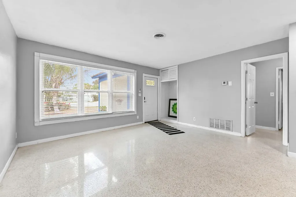 6260 NW 19th Street Sunrise FL 33313