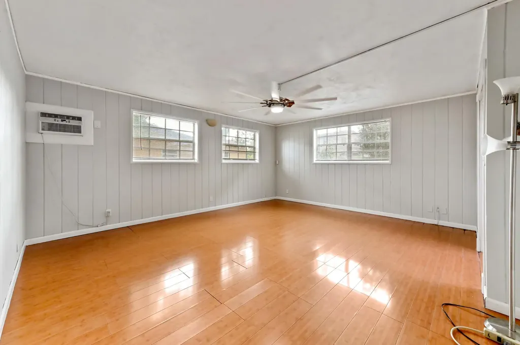 6260 NW 19th Street Sunrise FL 33313