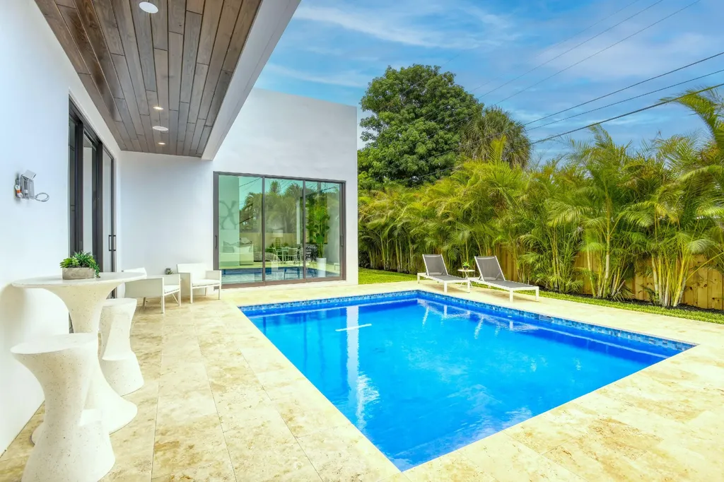 5840 NE 22nd Avenue Fort Lauderdale FL 33308