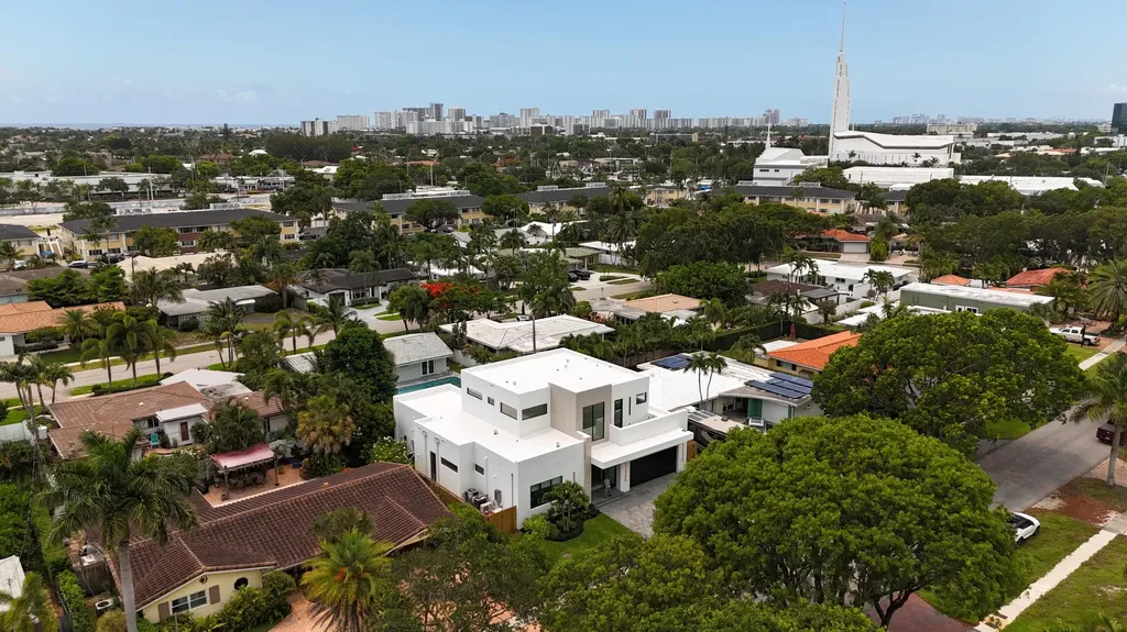 5840 NE 22nd Avenue Fort Lauderdale FL 33308