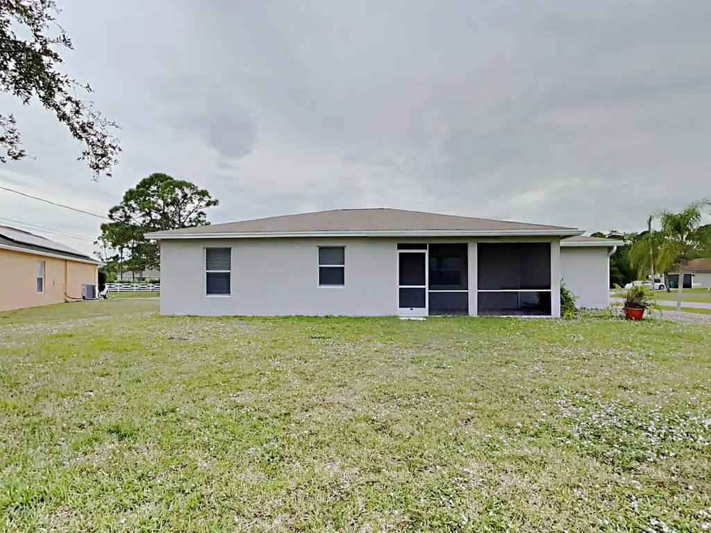 1711 SW Gloria Lane Port St Lucie FL 34953