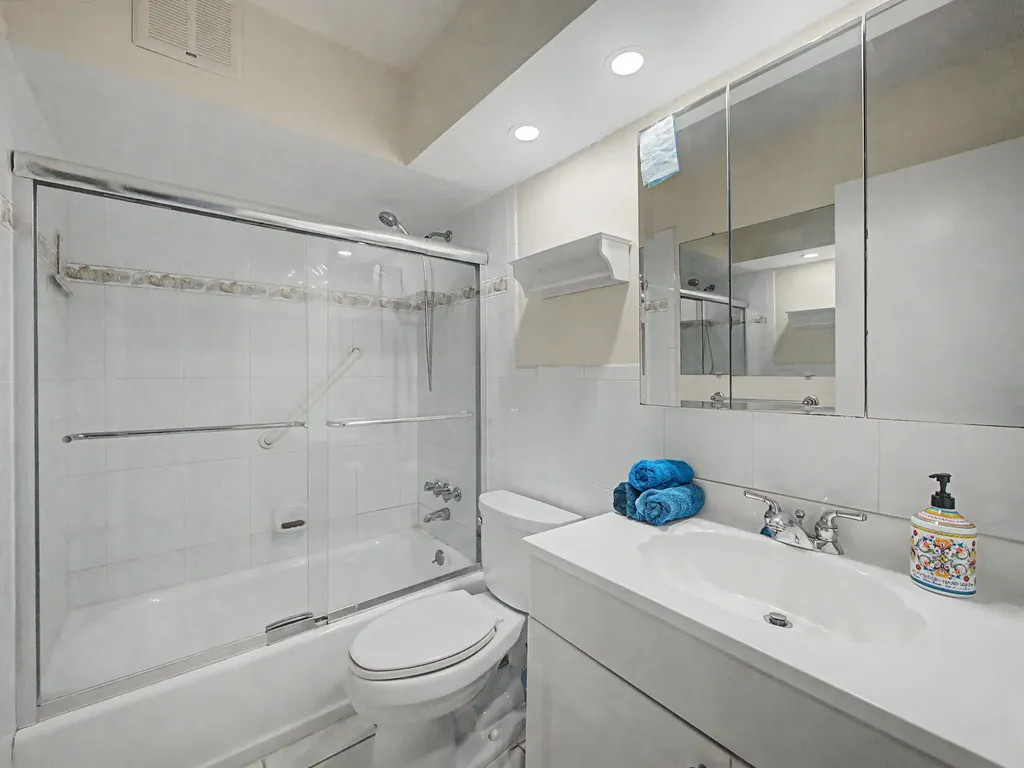 111 Doolen Court North Palm Beach FL 33408