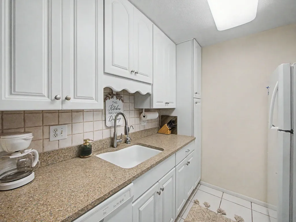 111 Doolen Court North Palm Beach FL 33408