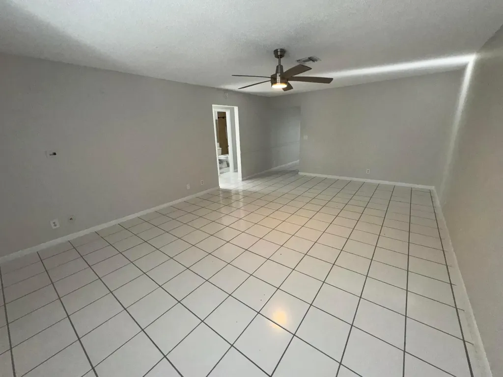 3854 Van Cott Street West Palm Beach FL 33403