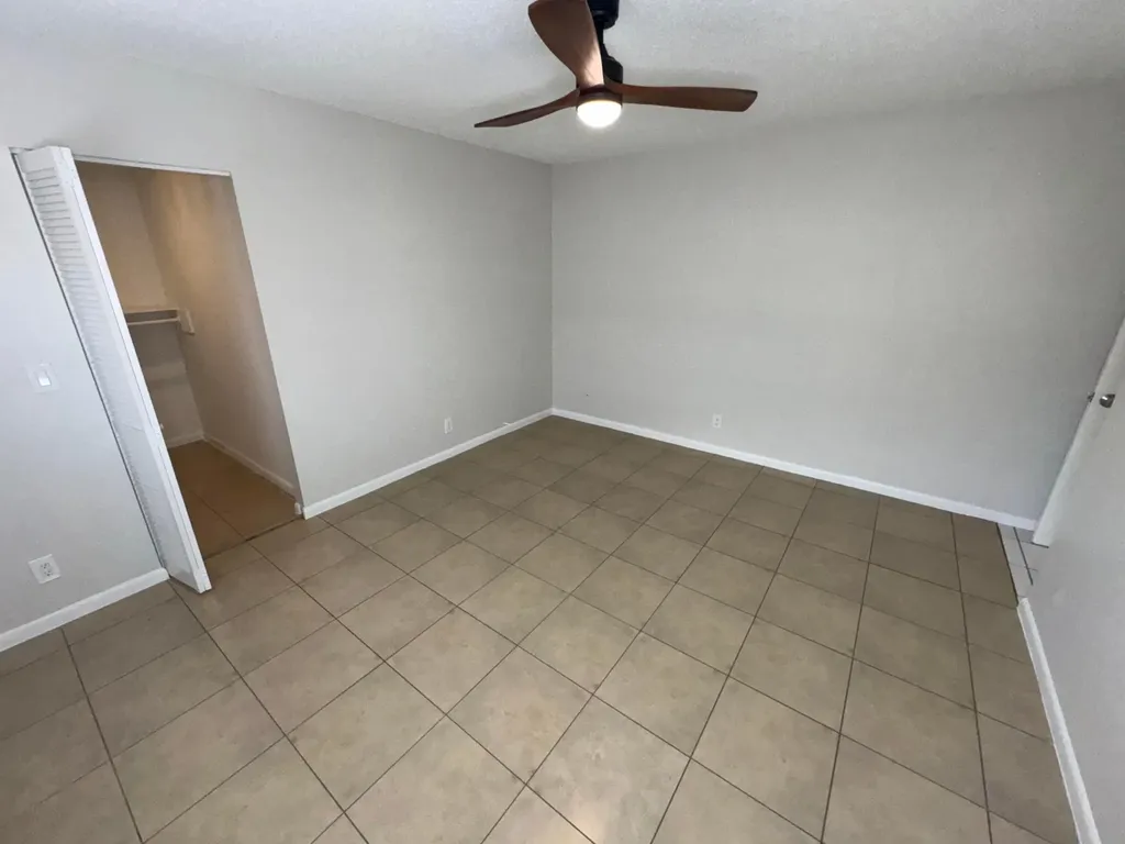 3854 Van Cott Street West Palm Beach FL 33403