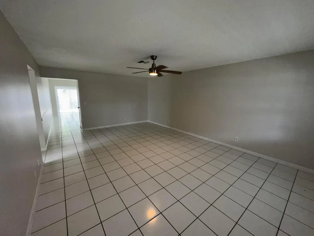 3854 Van Cott Street West Palm Beach FL 33403