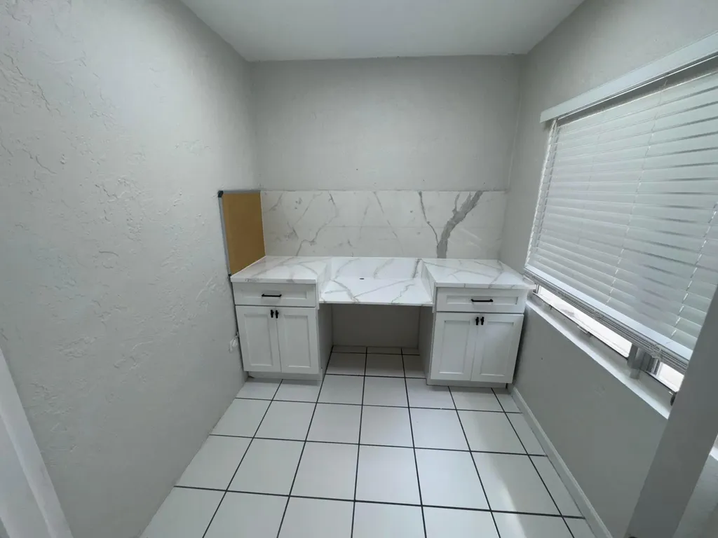 3854 Van Cott Street West Palm Beach FL 33403