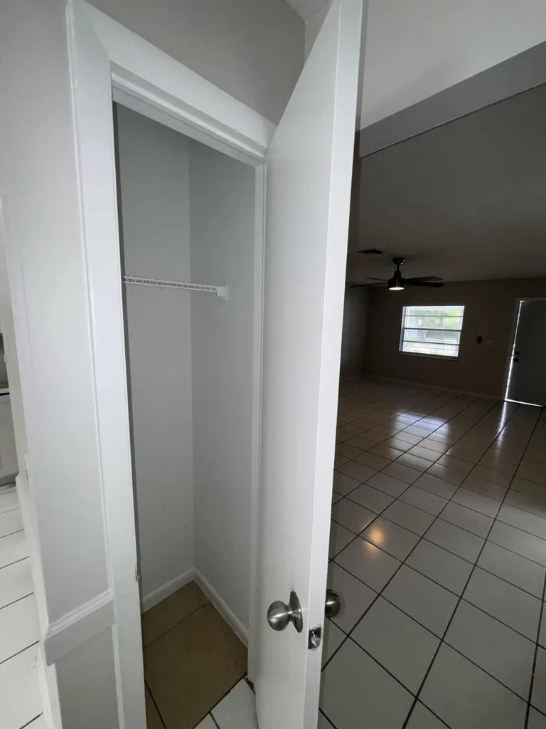 3854 Van Cott Street West Palm Beach FL 33403