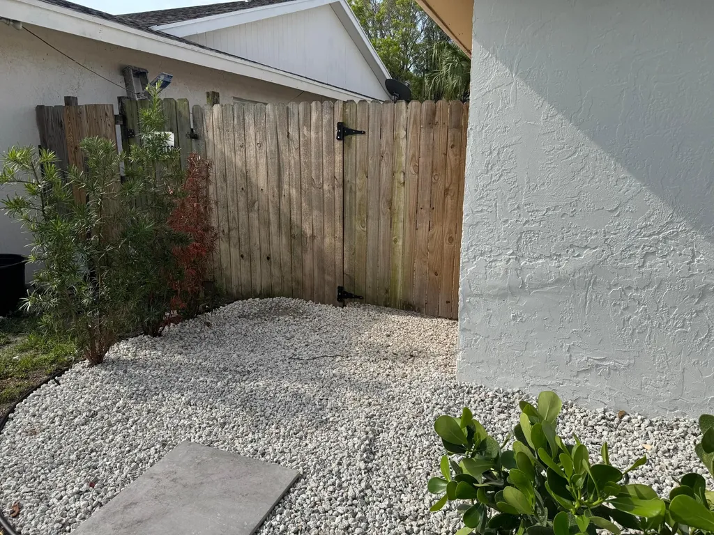 3854 Van Cott Street West Palm Beach FL 33403