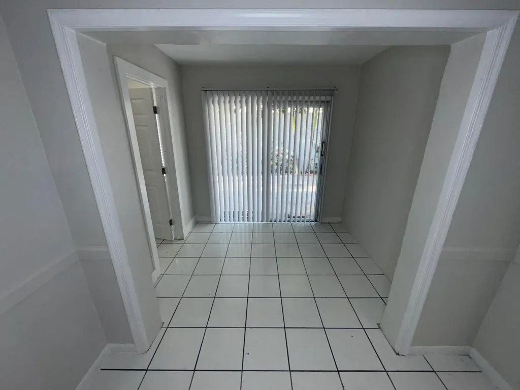 3854 Van Cott Street West Palm Beach FL 33403