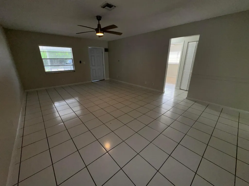 3854 Van Cott Street West Palm Beach FL 33403
