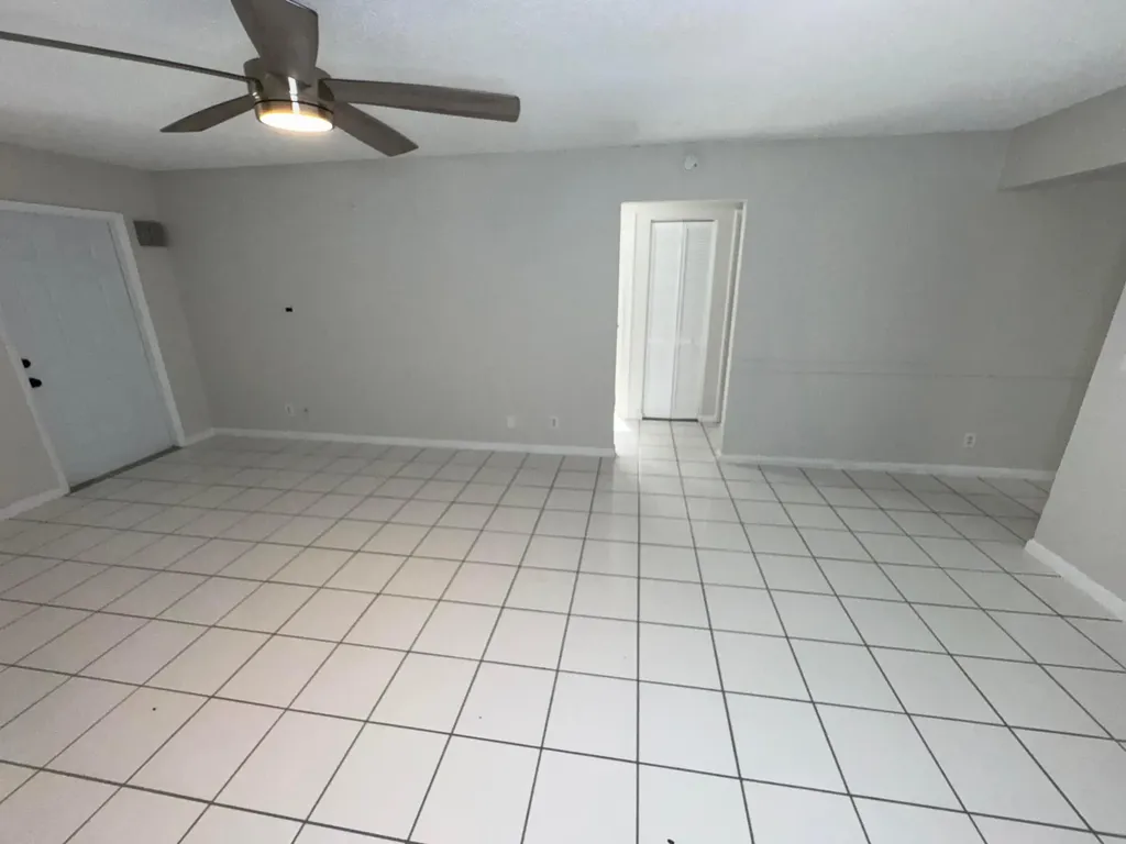 3854 Van Cott Street West Palm Beach FL 33403