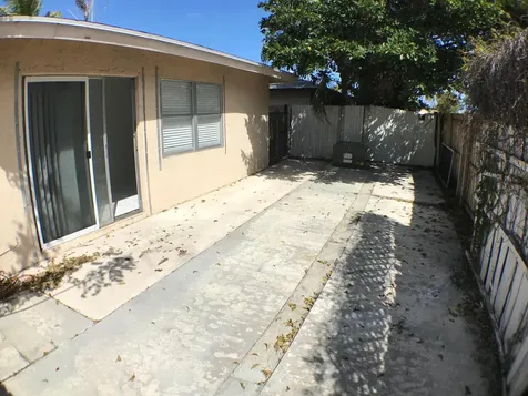 3854 Van Cott Street West Palm Beach FL 33403