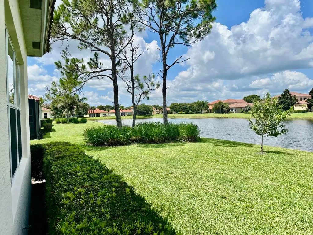5579 55th Avenue Vero Beach FL 32967