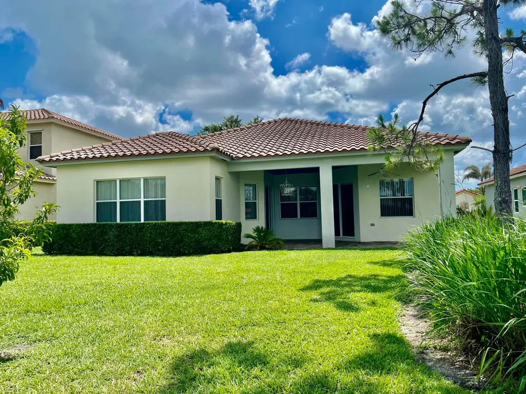 5579 55th Avenue Vero Beach FL 32967