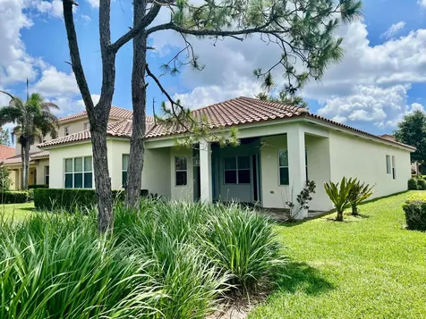 5579 55th Avenue Vero Beach FL 32967