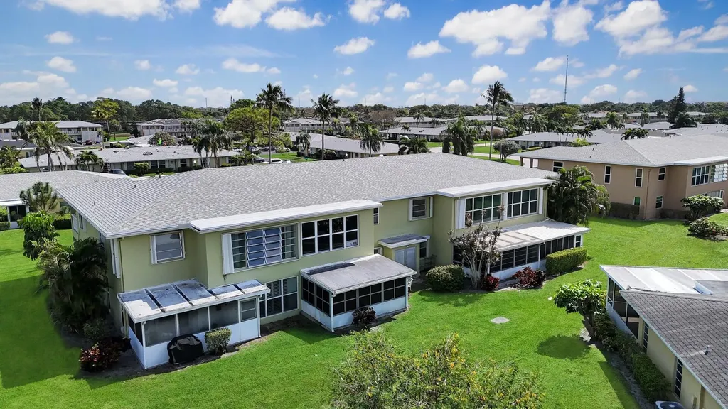 1041 Orange Terrace Delray Beach FL 33445